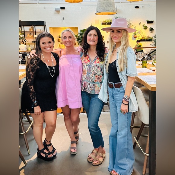 I’m On Instagram - Picture 6 of 16